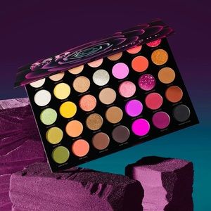 NEW MORPHE 35D DESERT BOUQUET ARTISTRY PALETTE
